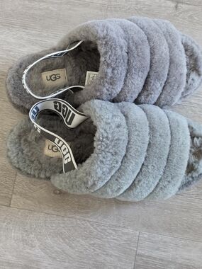 UGG Fluff Slide Women's Shearling Slippers in Grey